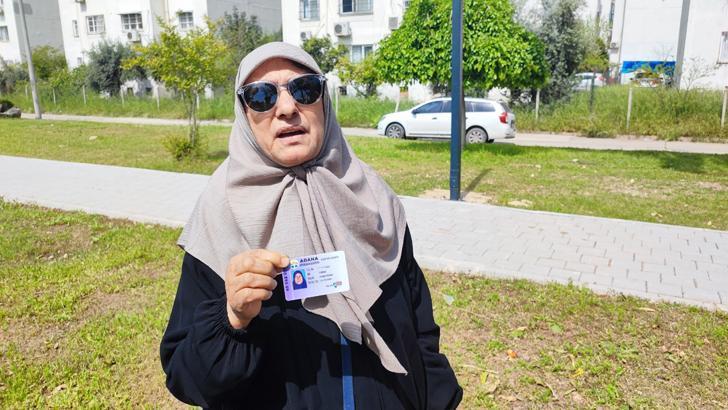 adanada-fiyatsiz-ulasim-karti-olan-bayan-dolmustan-indirildi-diger-soforler-de-birebir-seyi-yapiyor-PDxvLaEF.jpg