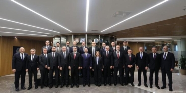 bakan-kacir-tbb-yonetim-kurulu-toplantisina-katildi-AdtUss4J.jpg
