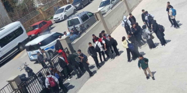 bu-kez-yer-gaziantep-liseye-gelip-ogrenciye-ates-actilar-C8qdkvqr.jpg
