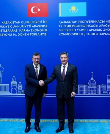 cumhurbaskani-yardimcisi-yilmaz-kazakistan-basbakani-bektenov-ile-gorustu-vwLXfpSx.jpg