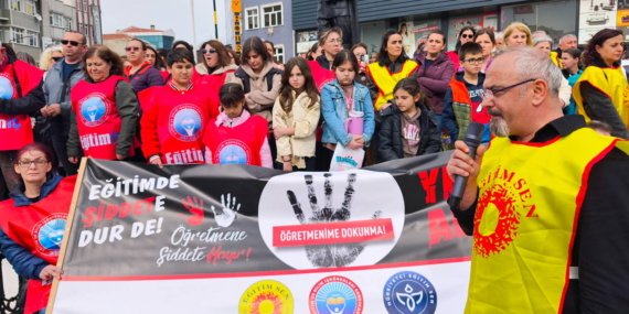edirnede-ogretmenlerden-okul-ataklarina-reaksiyon-abdde-gorduklerimiz-maalesef-basimiza-geldi-LL9uIbX7.jpg