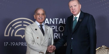 erdogan-pakistan-basbakani-ile-gorustu-zFID8HKV.jpg