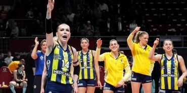 fenerbahce-medicana-kazandi-sultanlar-ligi-sampiyonluk-serisinde-durum-2-2-oldu-kZscBdss.jpg
