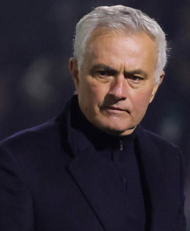ingiltereden-jose-mourinho-savi-yeni-grubunu-duyurdular-3Q3buwfO.jpg