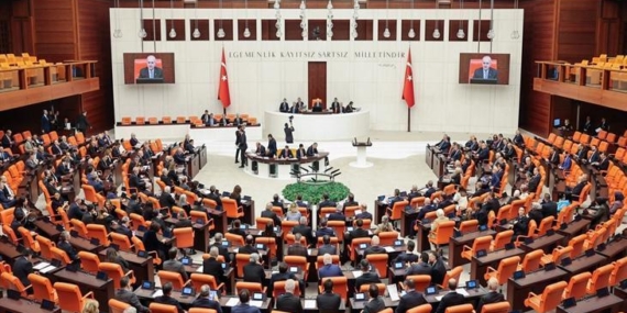 mecliste-dogum-musaadesi-ve-sanal-medya-duzenlemesi-teklifinin-3-hususu-daha-kabul-edildi-596Fa97M.jpg