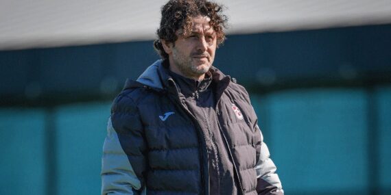 trabzonspor-icin-kritik-hafta-onuachu-morali-9XVEh1mI.jpg