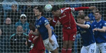 virgil-van-dijk-liverpoola-uzatmalarda-3-puani-getirdi-Yz2kwn43.jpg