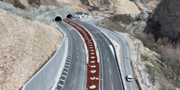 yeni-otoyol-ve-tunel-yarin-hizmete-giriyor-yol-muhleti-15-dakikaya-dusecek-Tqu81Vxt.jpg